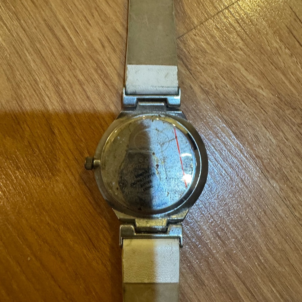 Vintage Minnie Mouse Watch with moving hands - Picture 2 of 5